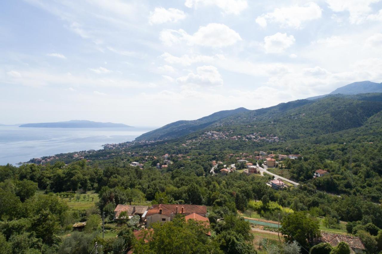 Sea View Apartment With Garden Near Opatija Veprinac Exterior photo