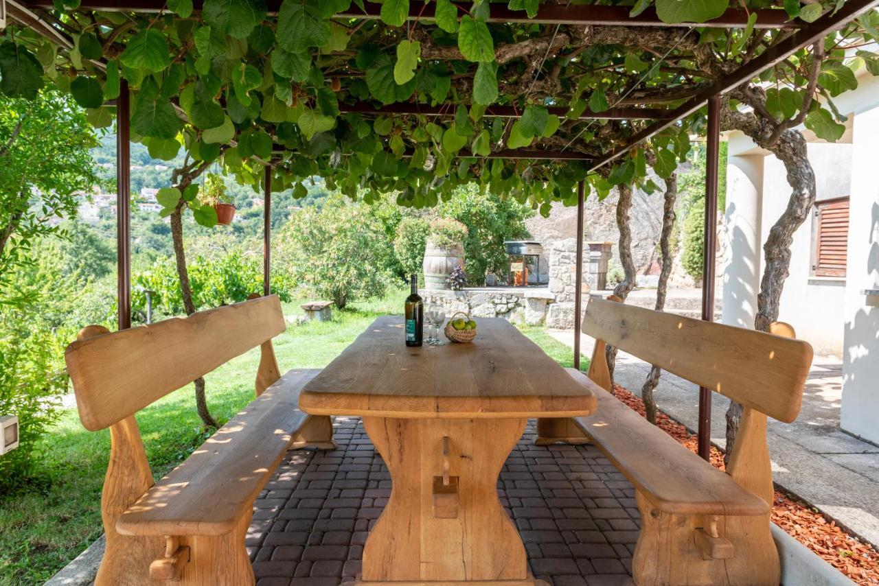 Sea View Apartment With Garden Near Opatija Veprinac Exterior photo